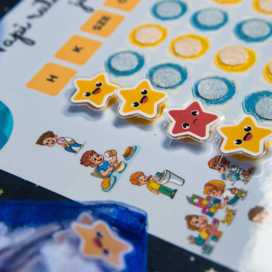 Gyerek szobai jutalom matricák csillagokkal és aranyos illusztrációkkal, Zsempiri