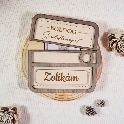 Zsempiri "Zsebre Való" – Prémium Fa Pénz- és Ajándékkártya Átadó