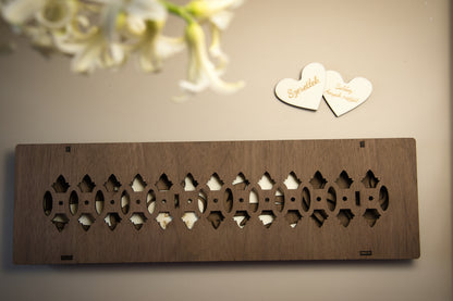 "Örök Rózsa" Díszdobozban – Kivehető & Kiállítható Fa Virág Egyedi Üzenettel